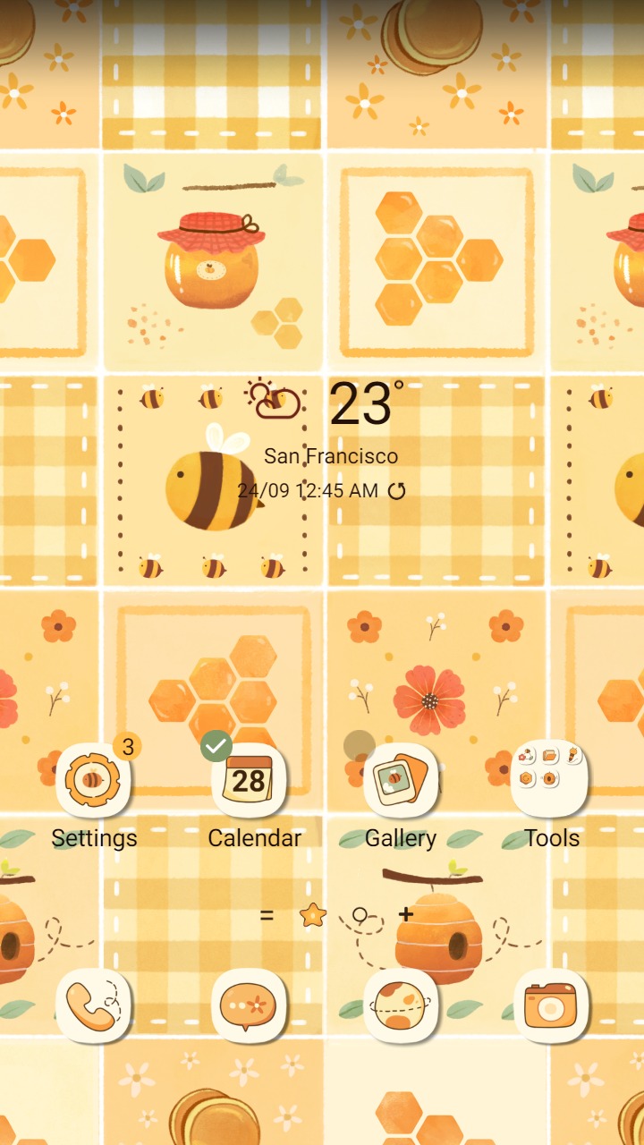 ❤️Mun❤️ Bumble Bee ~❤️ Premium Theme with lovely bees and a very eye-catching yellow color