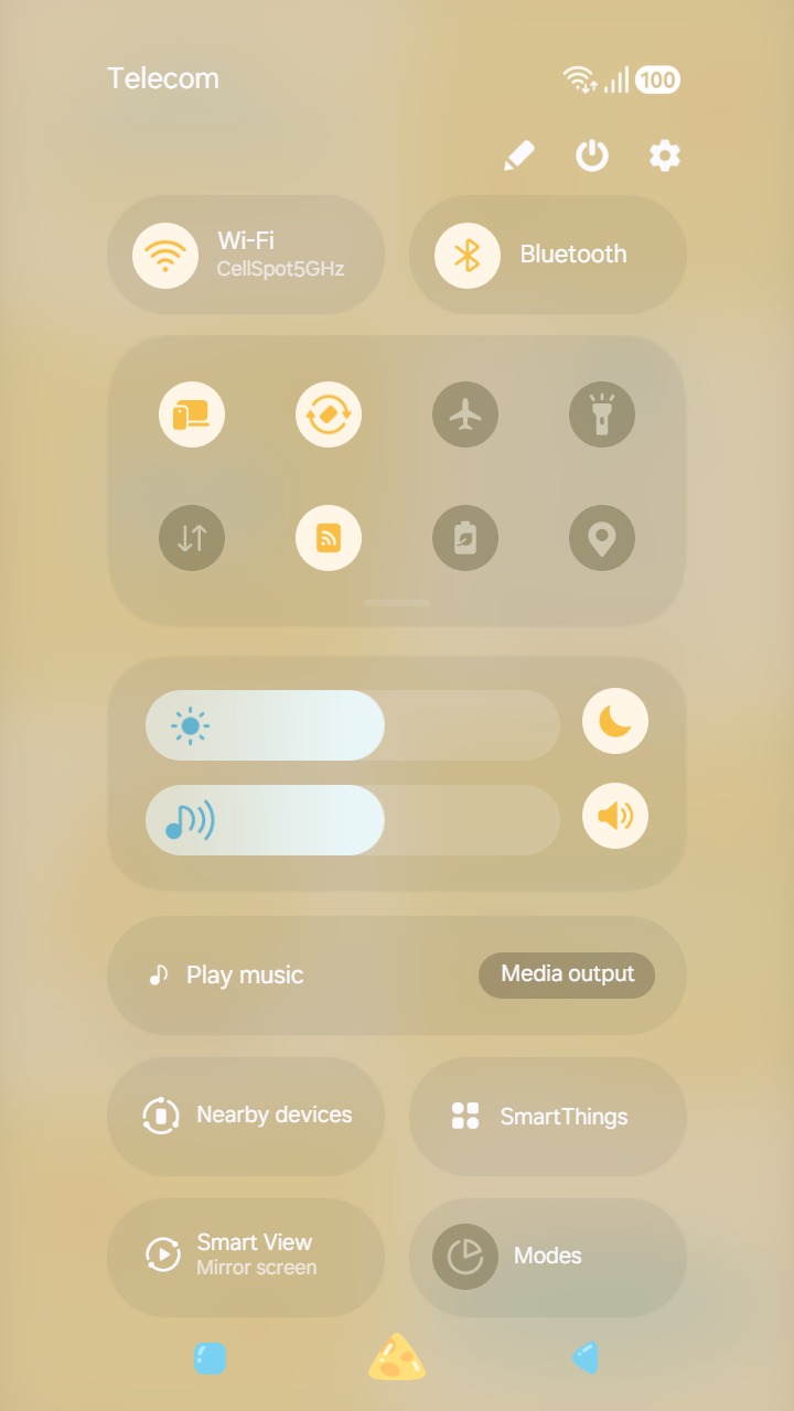 ❤️Mun❤️ Cute Cheese ~❤️ Premium Theme cute cheese and milk illustrations in a soft yellow grid